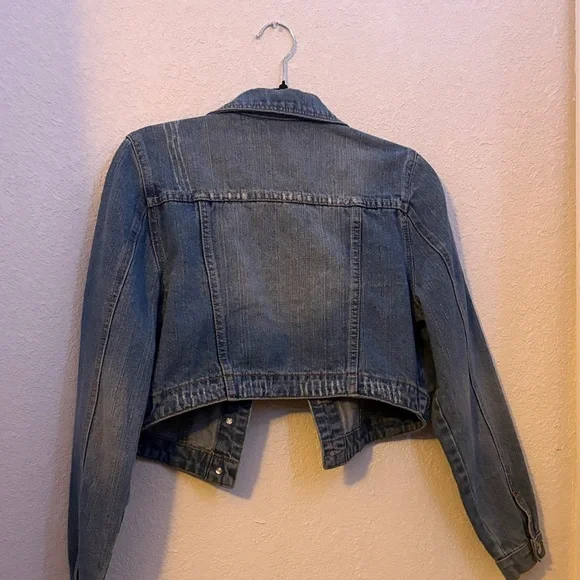 Roommates Cropped Blue Jean Jacket - Picture 4 of 4